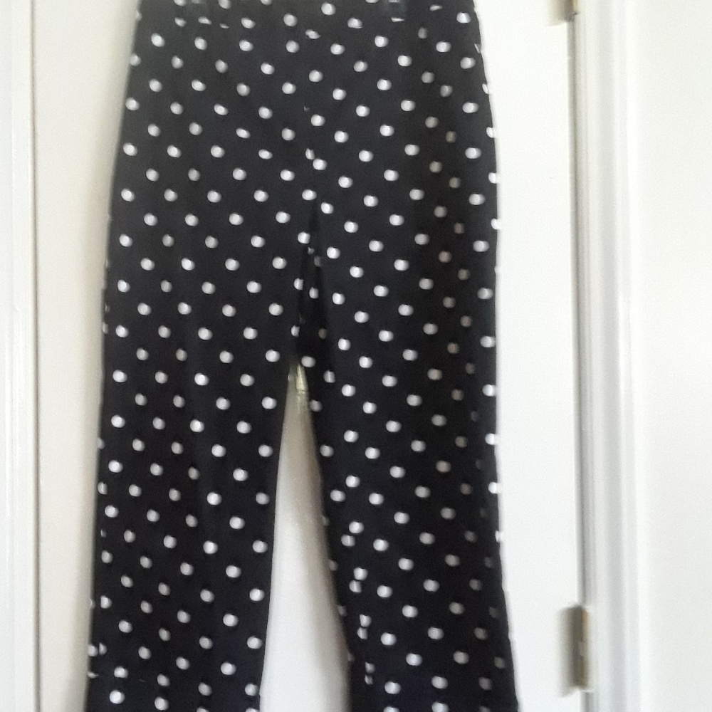 Knee pants
